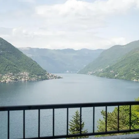 Villa Lakefront Luxury Villa, Jacuzzi, Garage E Terrace