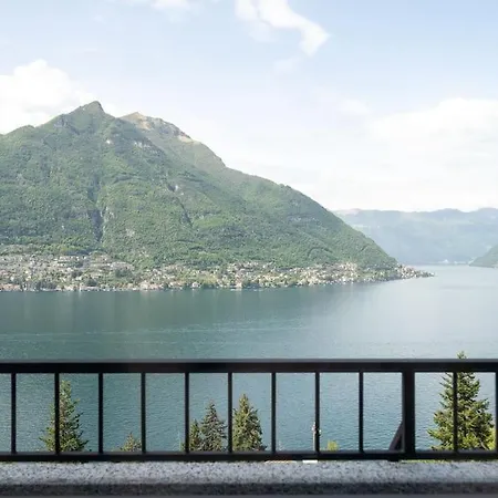 Villa Lakefront Luxury Villa, Jacuzzi, Garage E Terrace