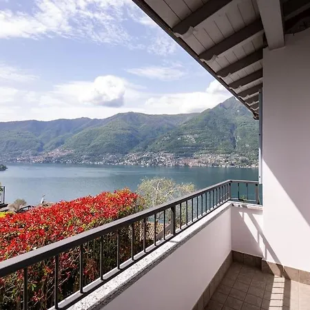 Lakefront Luxury Villa, Jacuzzi, Garage E Terrace * Riva (Sondrio)